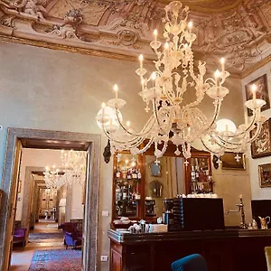 Palazzo Doria Napoli